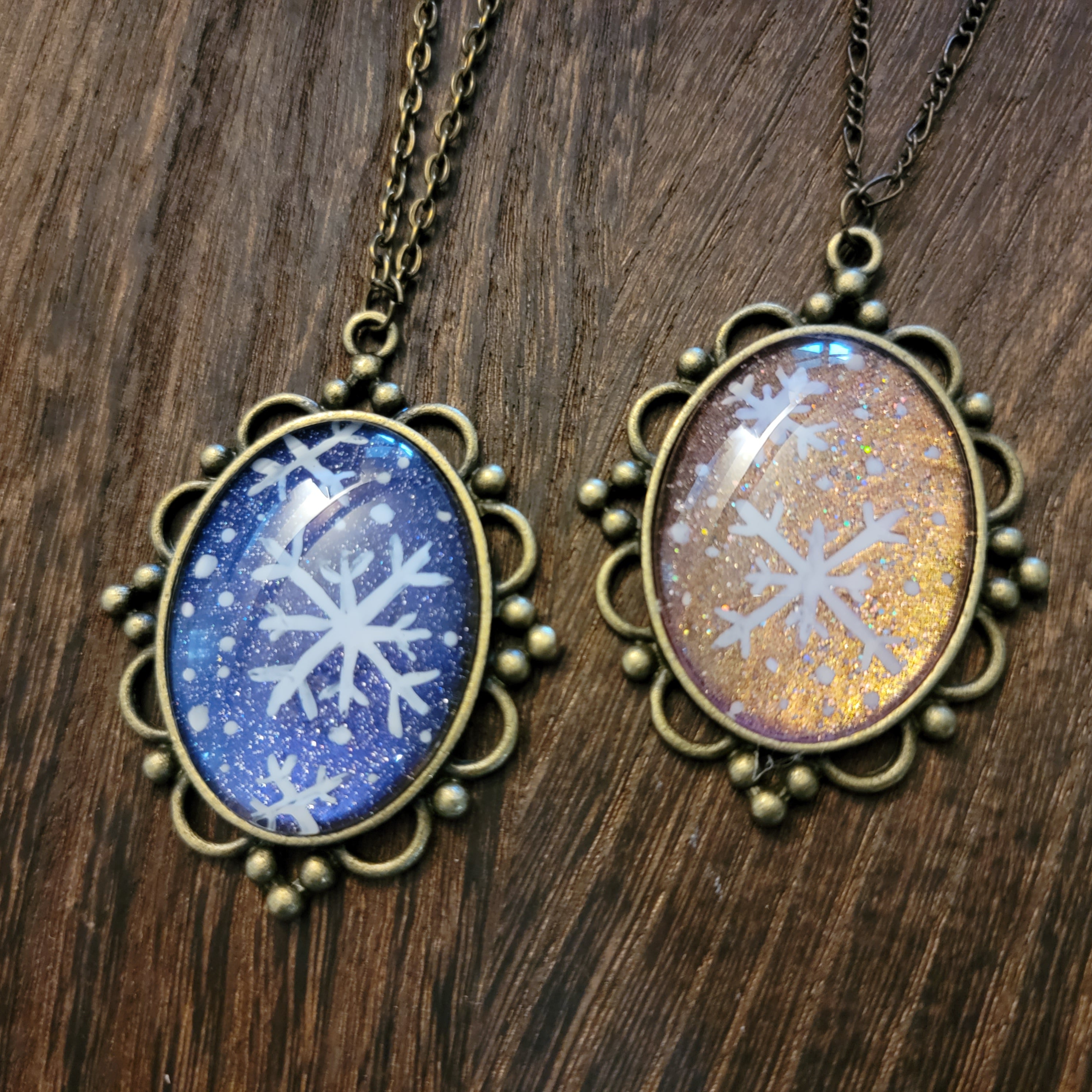 Snowflake Pendants: Iridescents