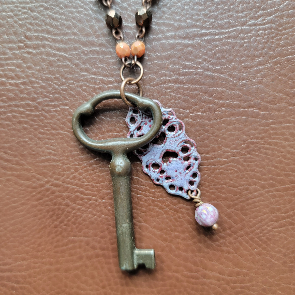Key Trinket Necklace Purple Filigree