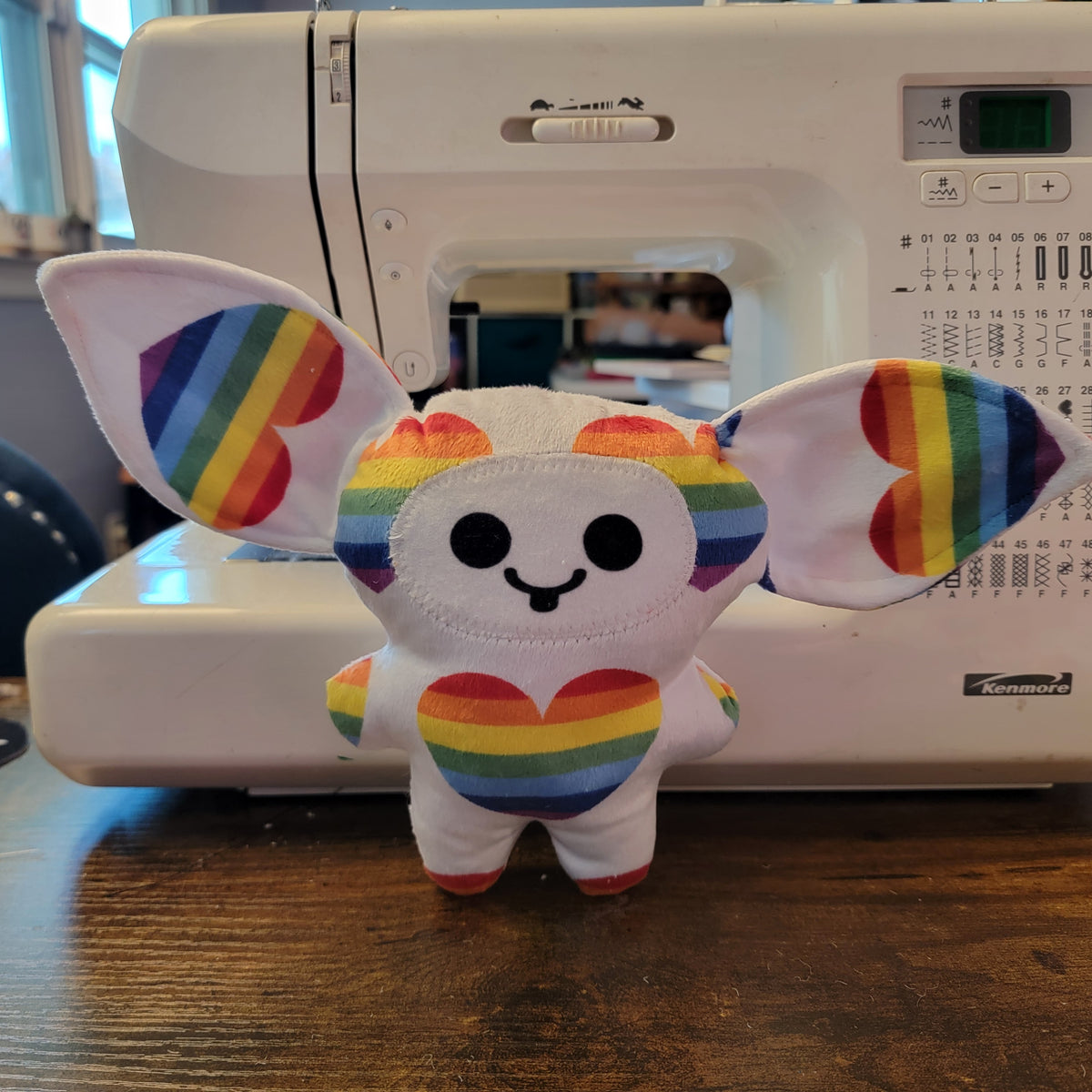 Rainbow Heart Gremlet (Tongue Out!)