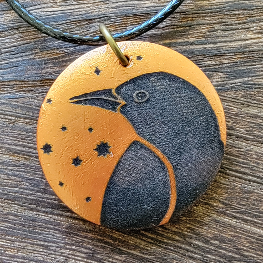 Crow pendant 2025