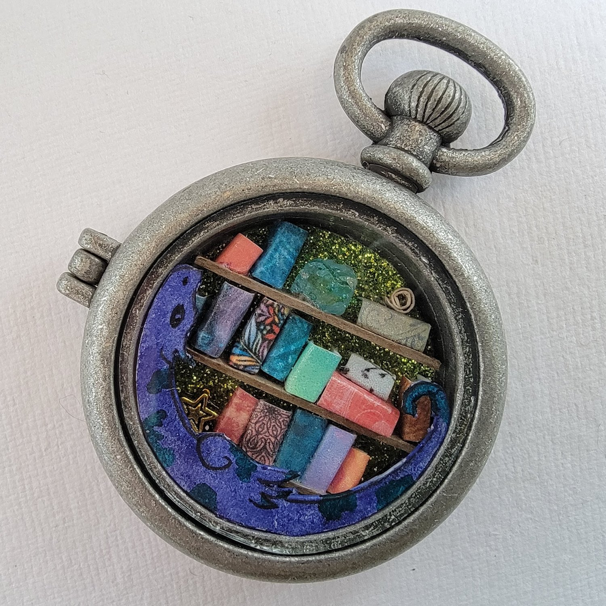 Clear Window Glitter Library with Dragon