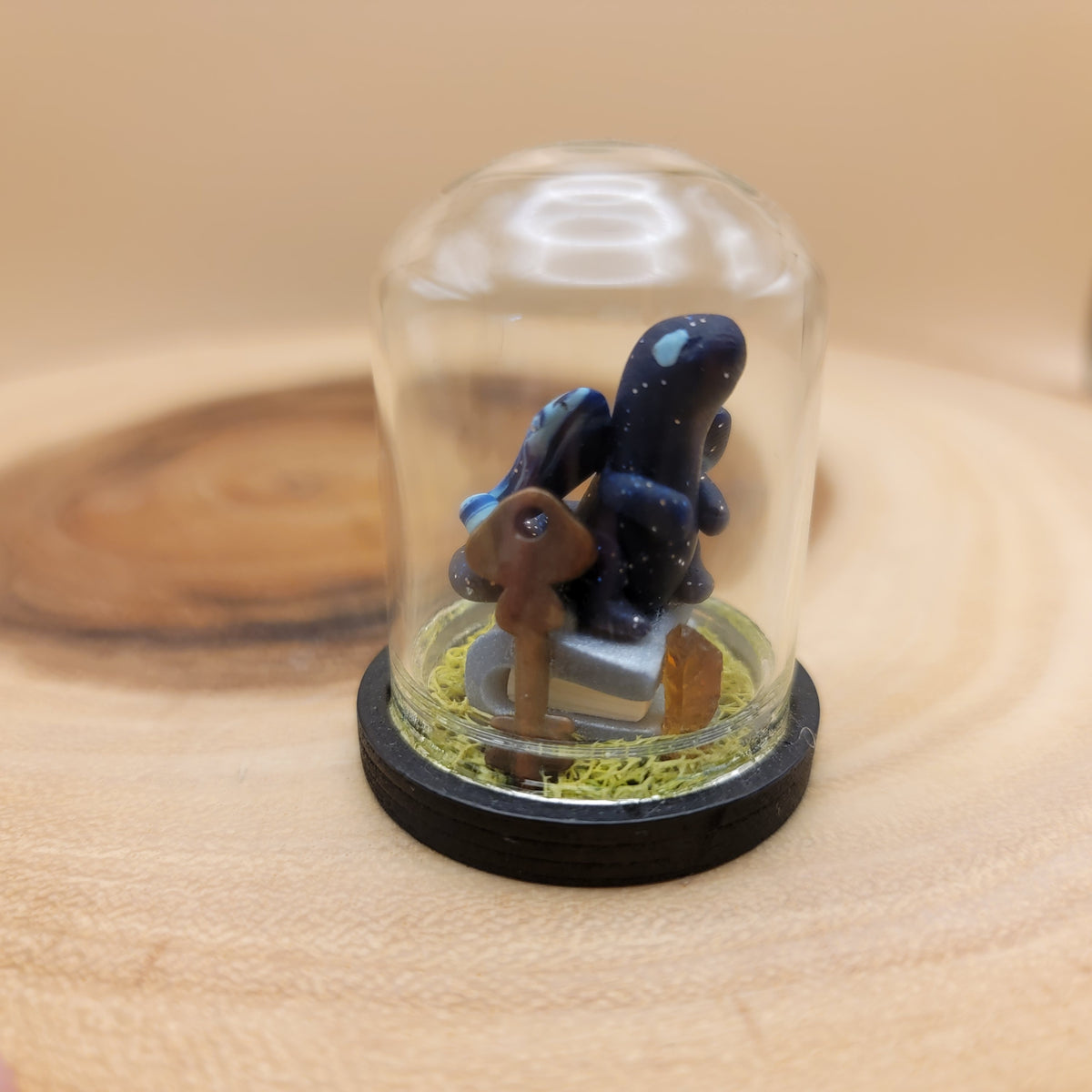 Miniature Dome with Midnight Blue Dragon