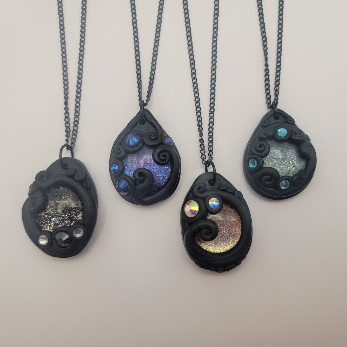 Magical Amulet Pendants (Medium Teardrops)