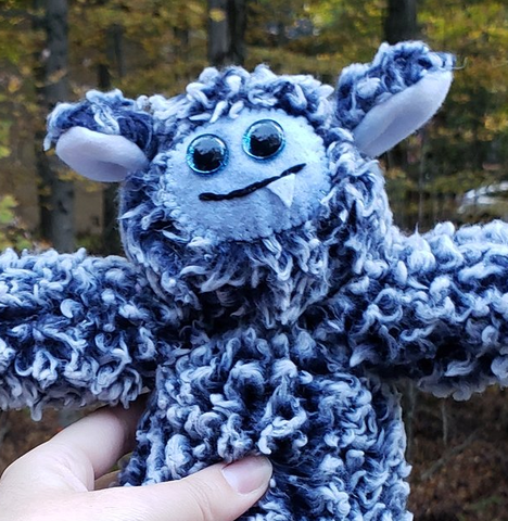 One-Fanged Blue Cozy Monster