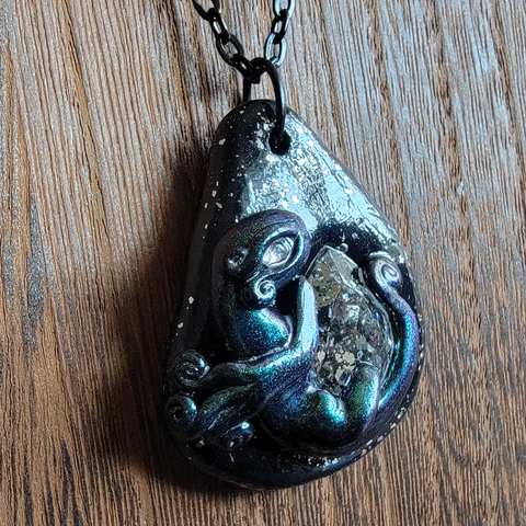 Green Mica Treasure Dragon