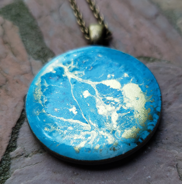 Resin Pendant: Turquoise & Gold